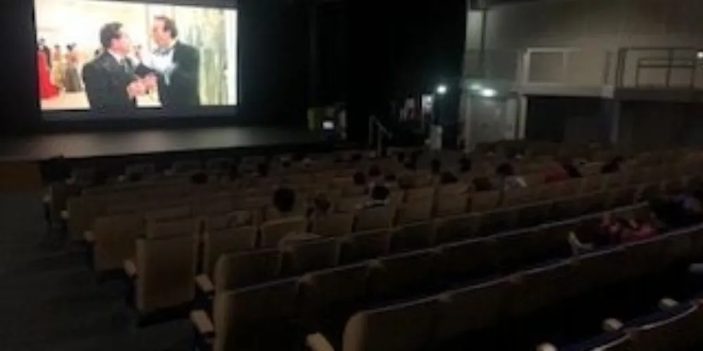 Environ 70 internes du collège et des lycées ont assisté à la première séance du ciné club.