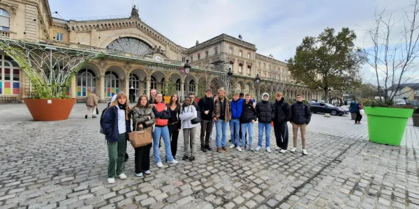 visuel Voyage de découverte et de culture à Paris ce jeudi 09 novembre pour les Terminales STI2D.