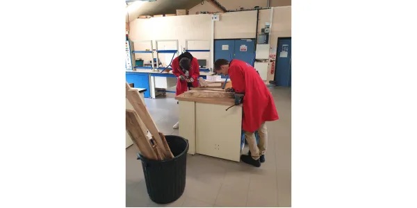 visuel Atelier "Fabrication de sapins de No&euml;l en bois de palette"...